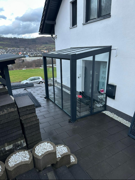 Vordach für den Eingangsbereich in Detmold